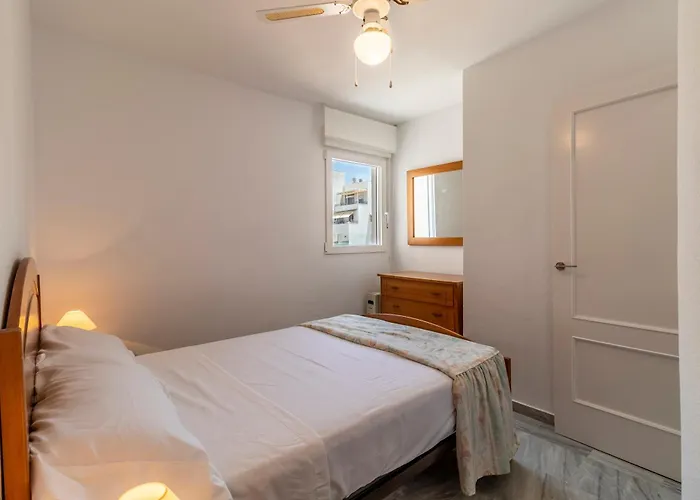 Rentitspain Moderno Apartamento Calaverde Frente Al Mar