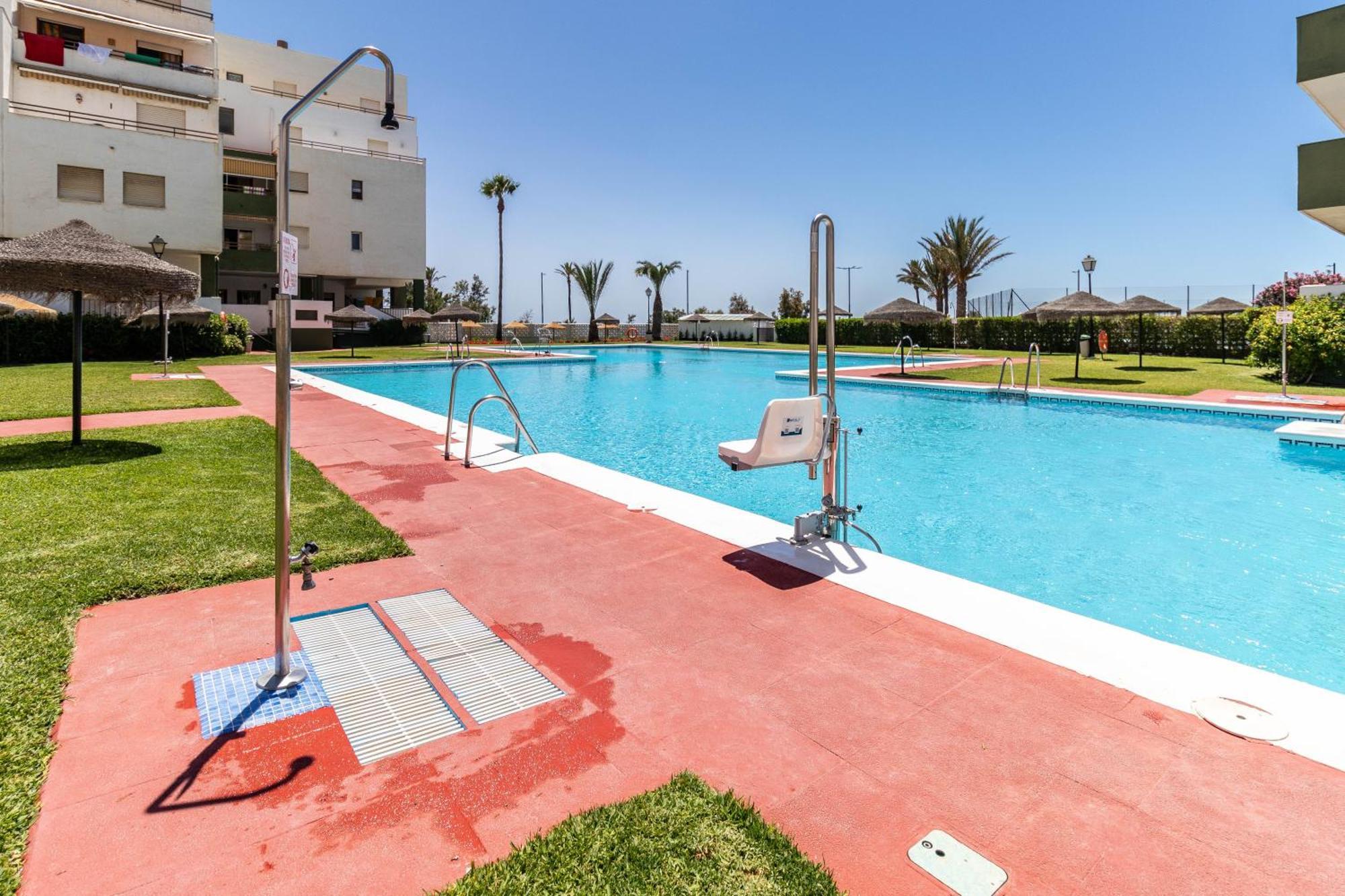Rentitspain Moderno Calaverde Frente Al Mar Appartement